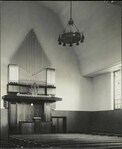 De kansel en het orgel in de oorspronkelijke staat
<br/>
Adrianus Meijer (1889-1939), Beeldbank Stadsarchief, ca 1935